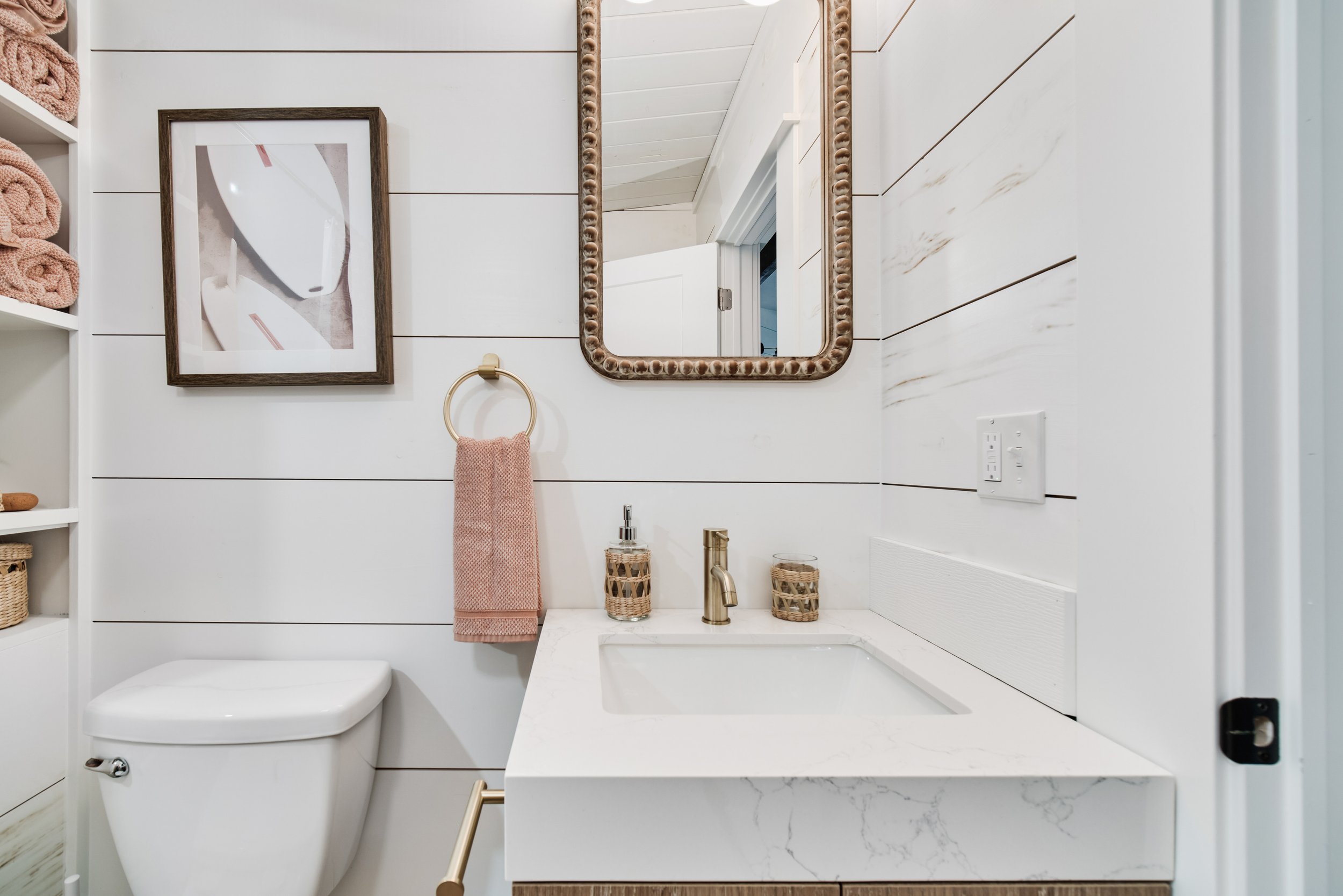 4282_W_Fox_Farm_Rd-10 Matthew Phinney.jpg