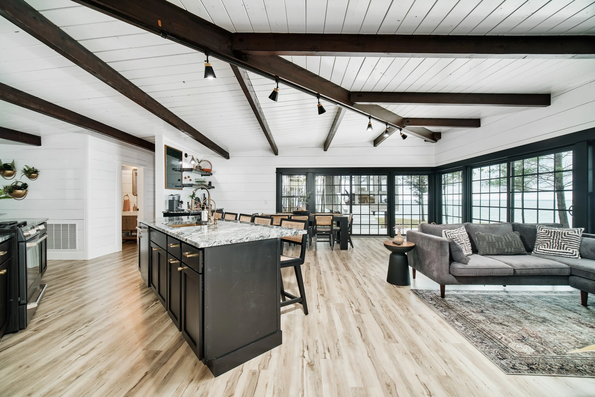 4282_W_Fox_Farm_Rd-33 Matthew Phinney.jpg