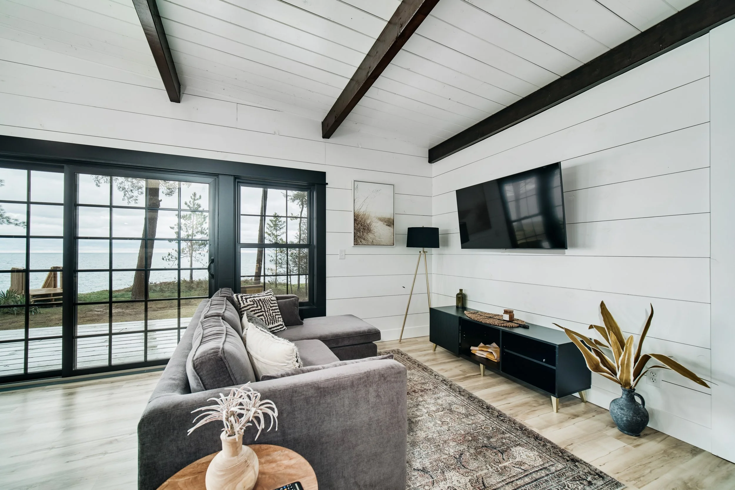 4282_W_Fox_Farm_Rd-24 Matthew Phinney.jpg