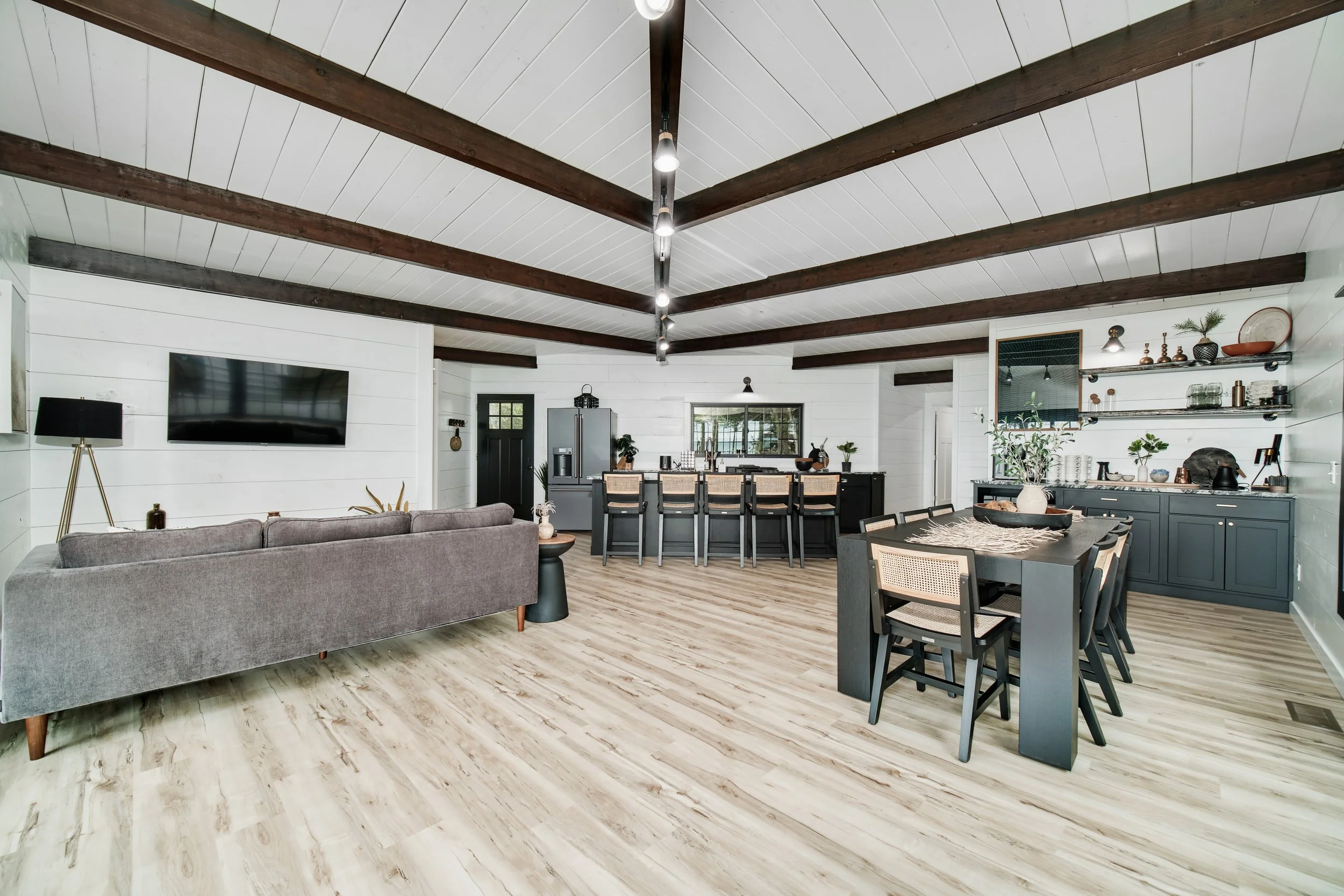 4282_W_Fox_Farm_Rd-36 Matthew Phinney.jpg