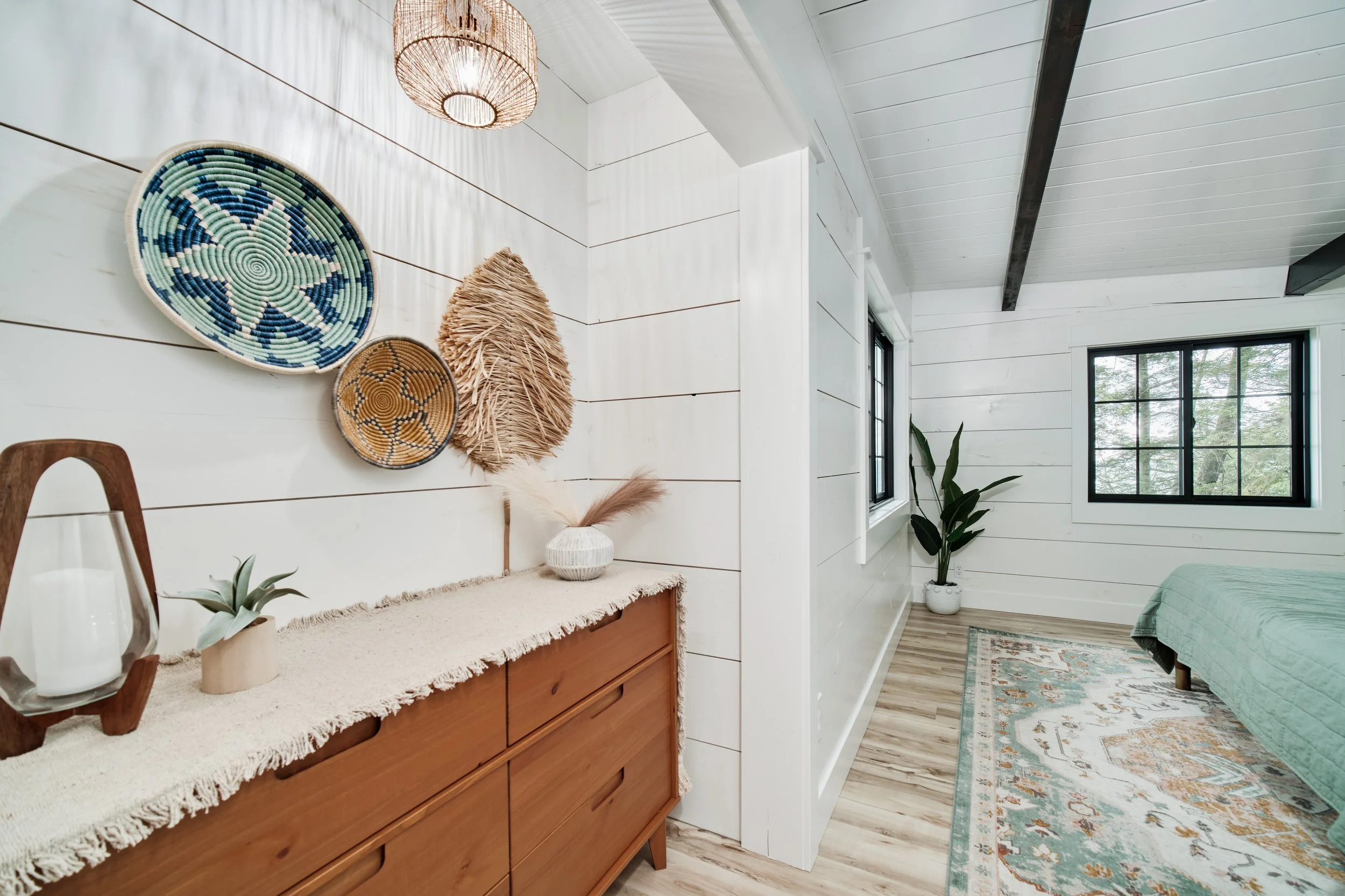 4282_W_Fox_Farm_Rd-19 Matthew Phinney.jpg