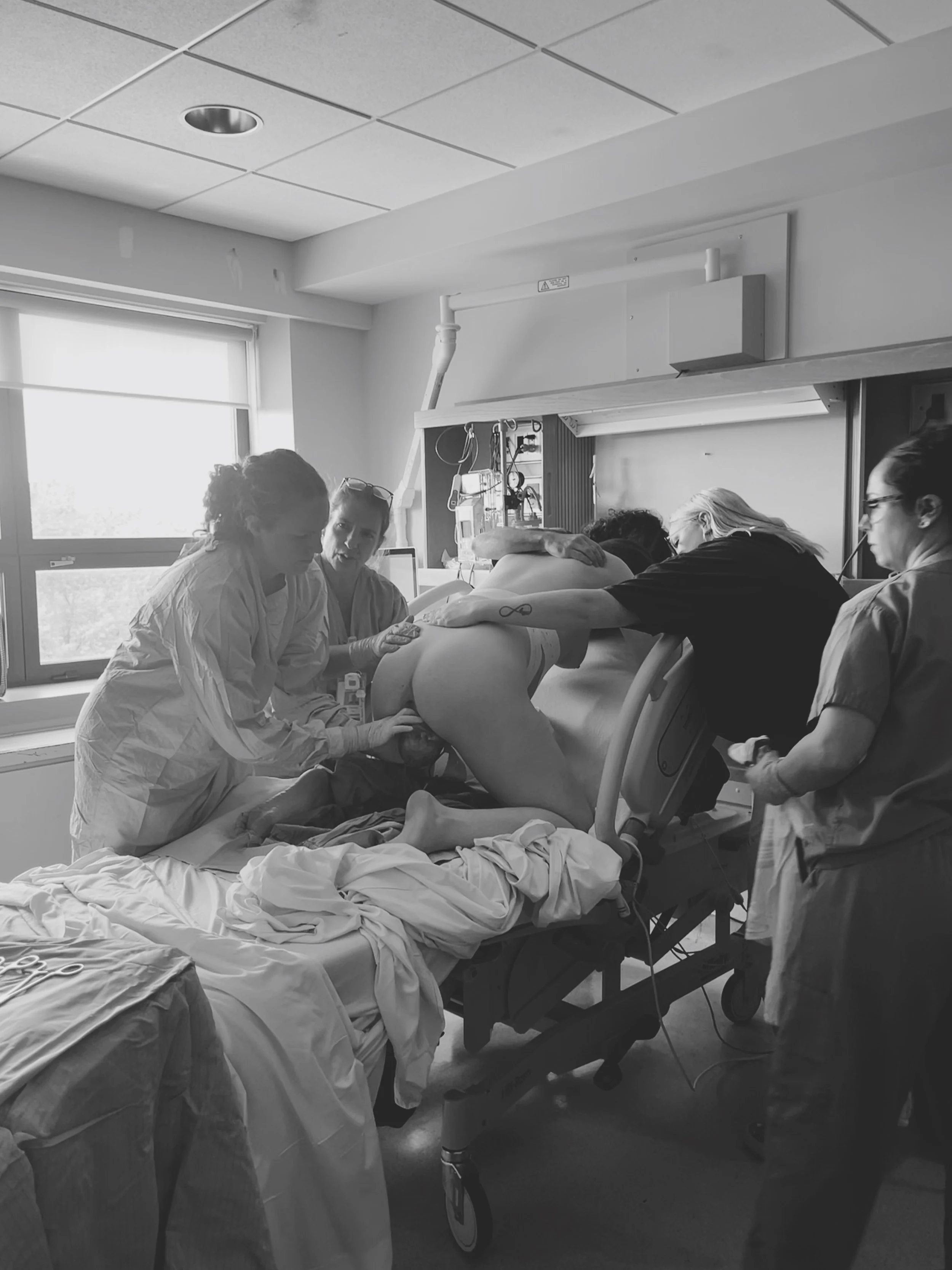 Giving Birth at CGMH Unmedicated Birth at Collingwood General and Marine Hospital Birth Unit Review