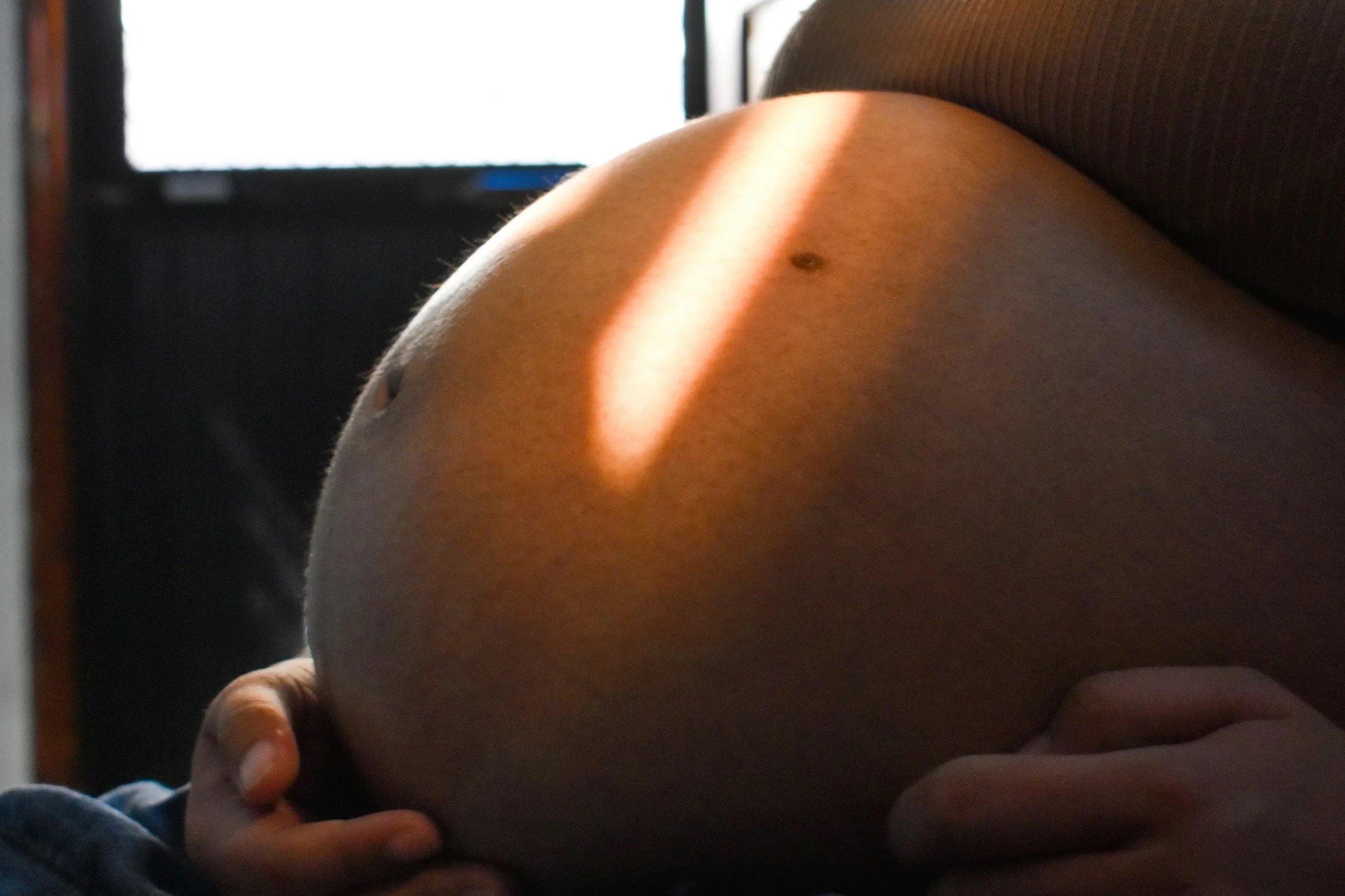 LGBTQ + Queer Birth and Postpartum Doula in Collingwood, Barrie and Orangeville