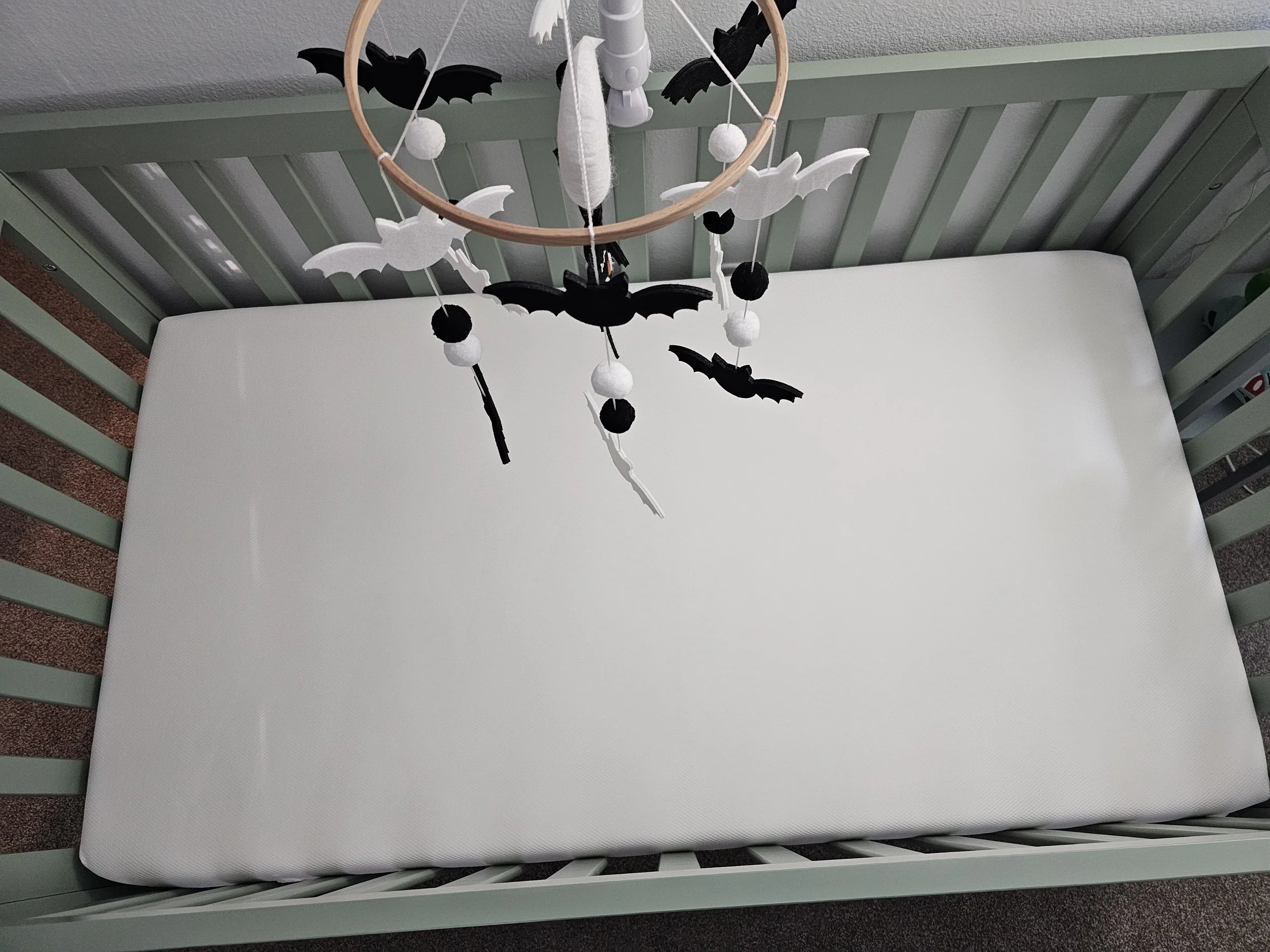 DaVinci Premium 2-Stage Crib & Toddler Mattress Review: Our Experience So Far