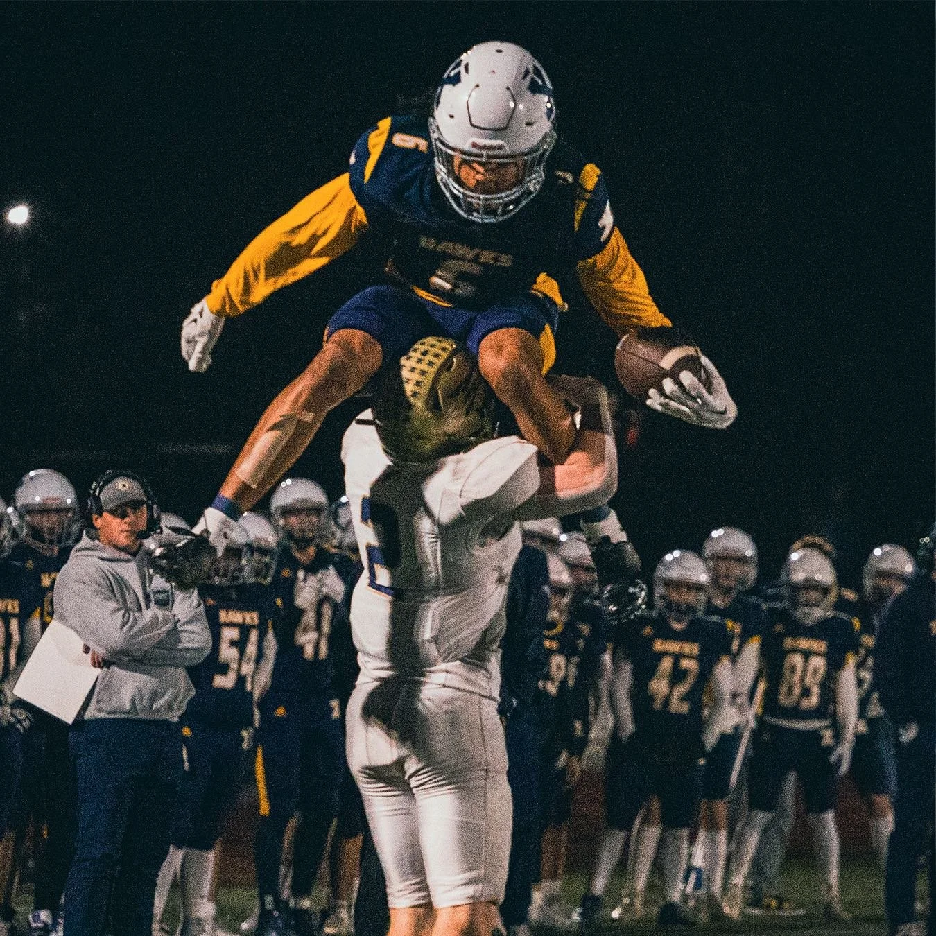 3 down&hellip; 1 to go. The Hawks take down #3 Needham last night and will move onto the MIAA D1 Super Bowl vs Catholic Conference Rival, St John&rsquo;s Prep.

Link to photos in bio - DM 4 Purchase!