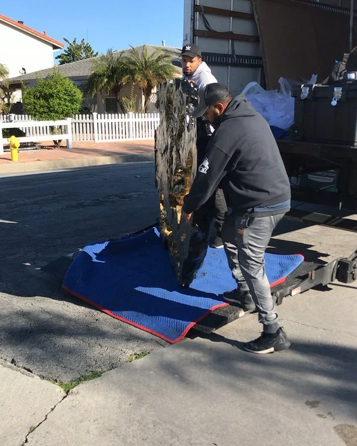 Finishing off the final touches to the Downey House installation. This Burke&rsquo;s Root Wall Art will be a focal point of any conversation. &ldquo;The Roots that don&rsquo;t need to be touched up!&rdquo; .
.
#wallart #designer #interiordesign