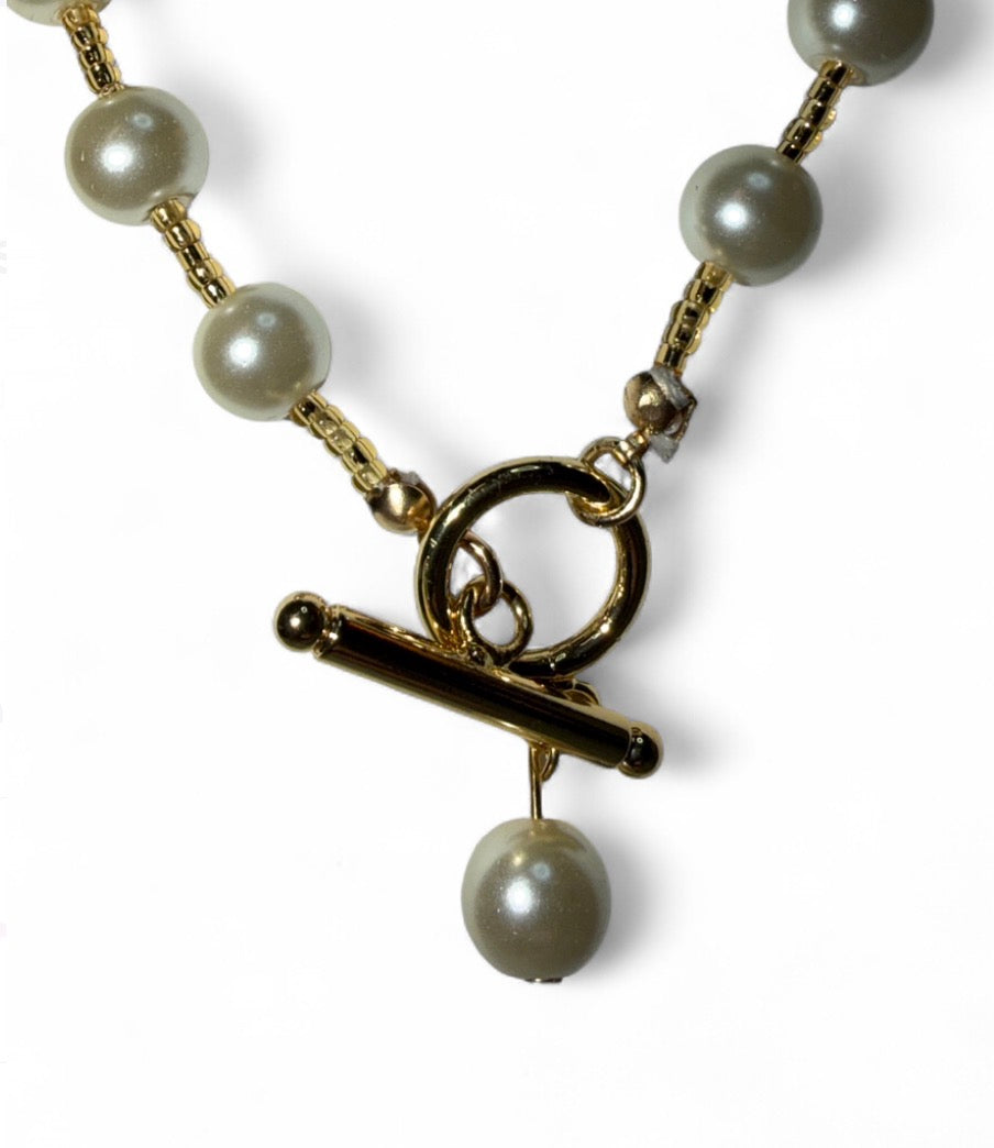 By The Shore Clasp.png