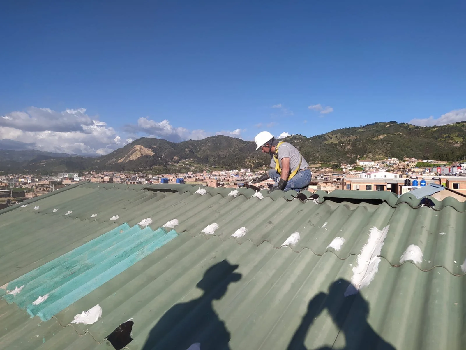 Mantenimiento y reparación de sistemas de impermeabilización en cubiertas y terrazas