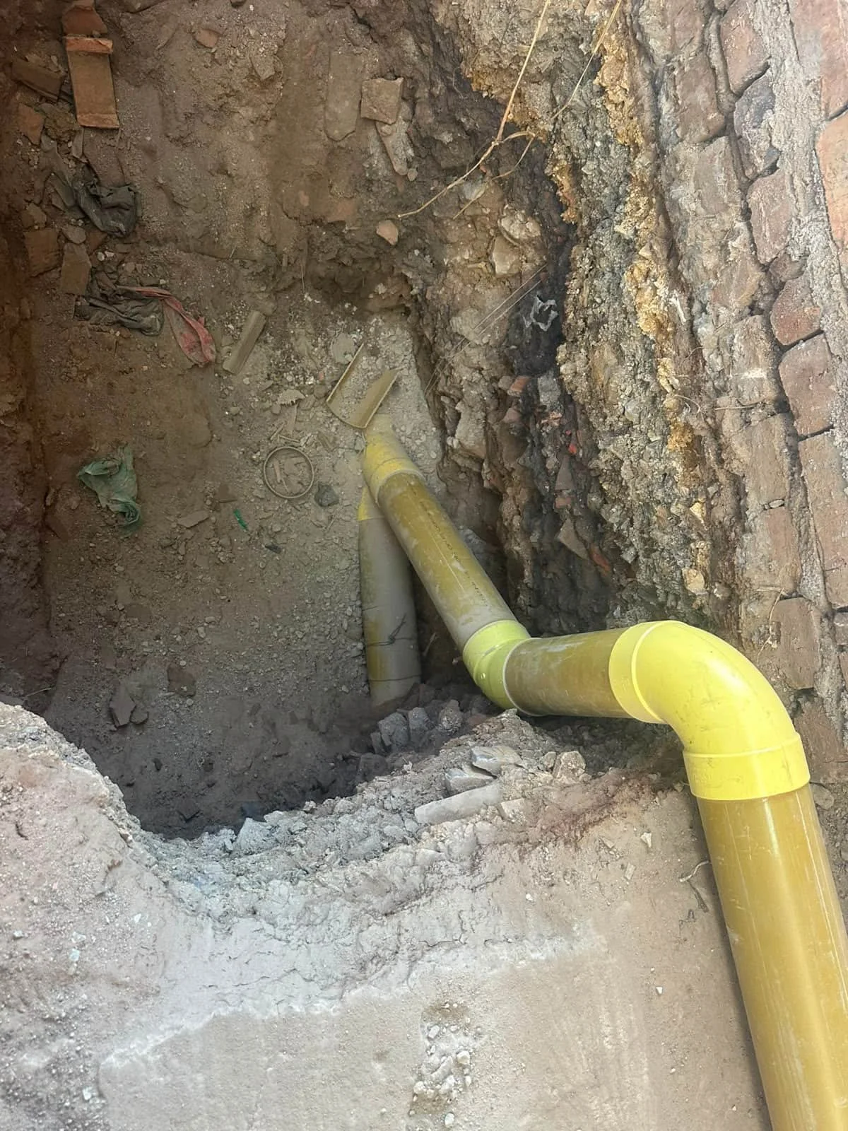 Tubería sanitaria instalada con un buen desnivel