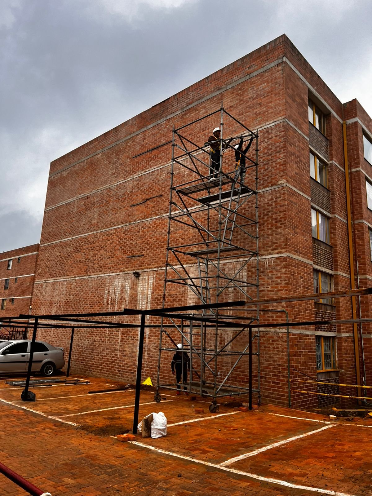 Renovación y mantenimiento de fachadas en edificios y conjuntos residenciales