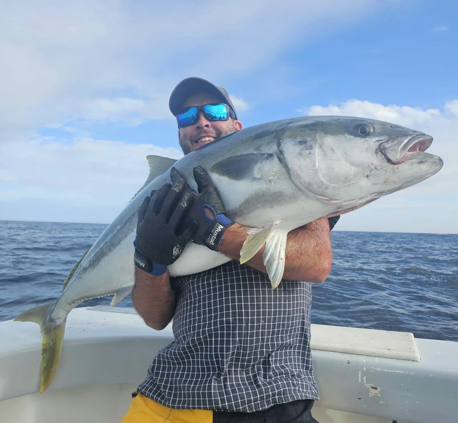 Overnight Mayor Island &amp; Mōtītī Island Fishing Charter