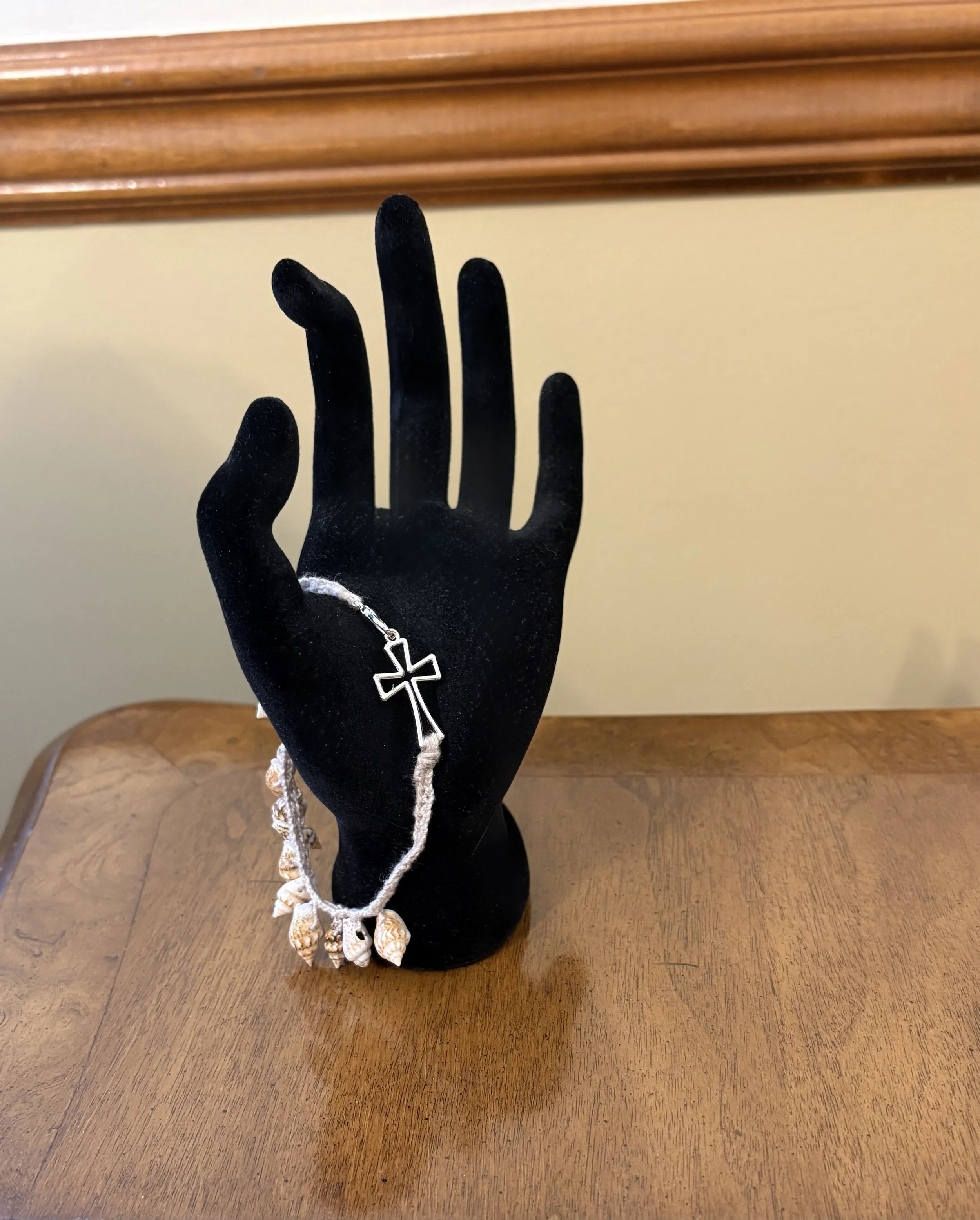 Seashell Bracelet with Cross