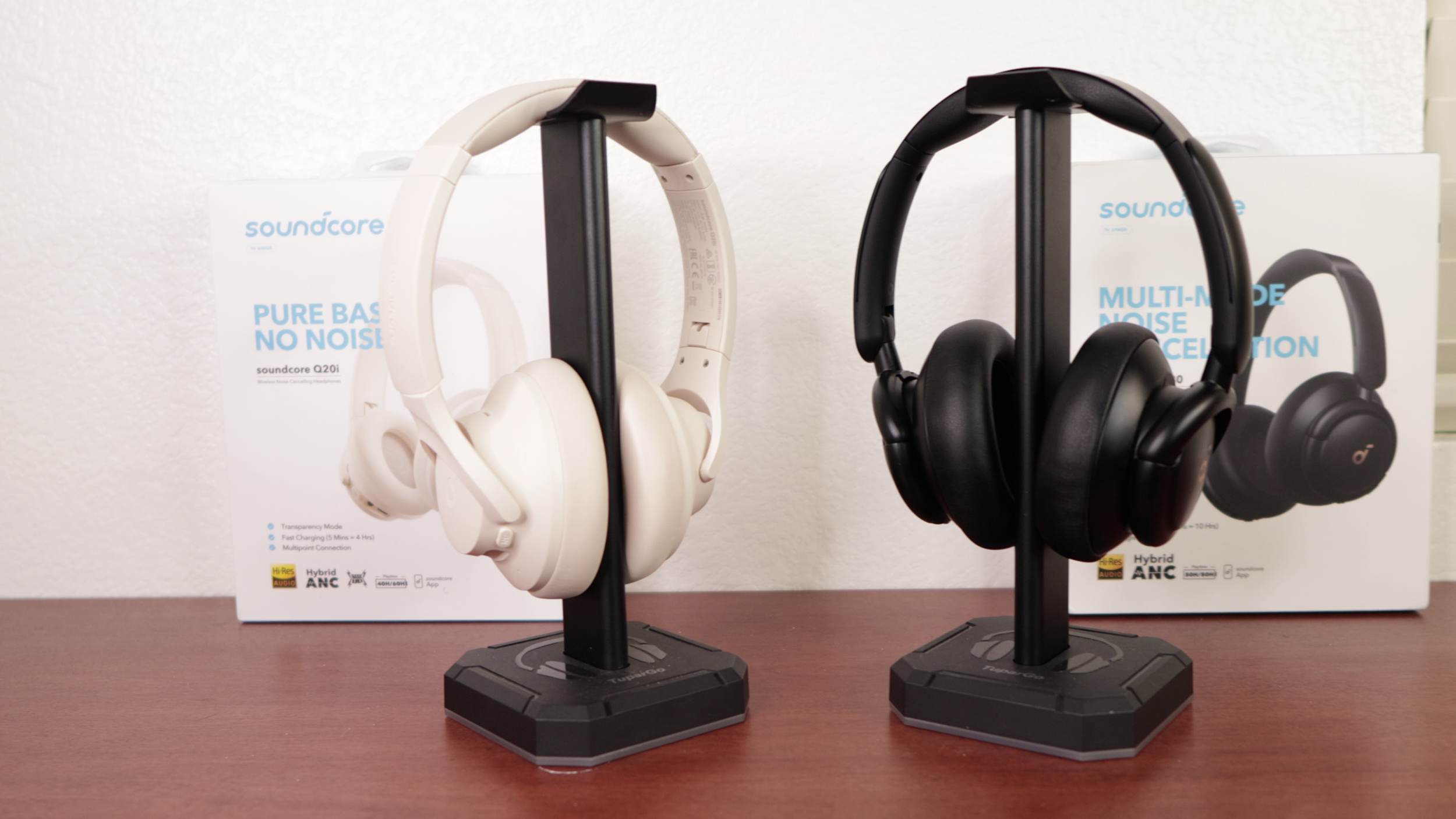Soundcore Q20i vs Q30 | Differences Explained