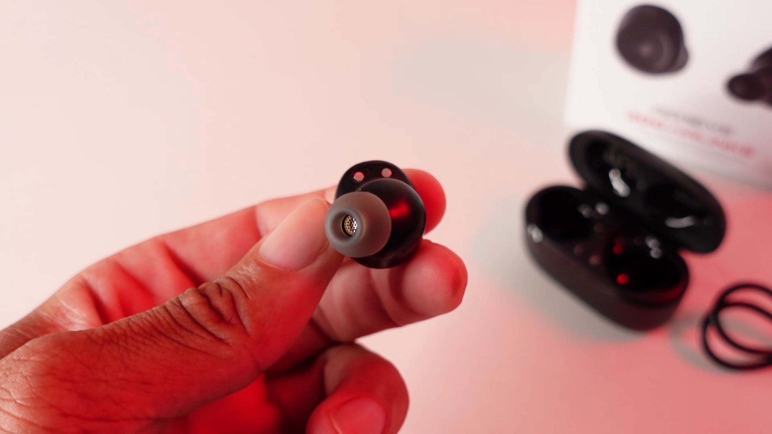 image of airlinks up close