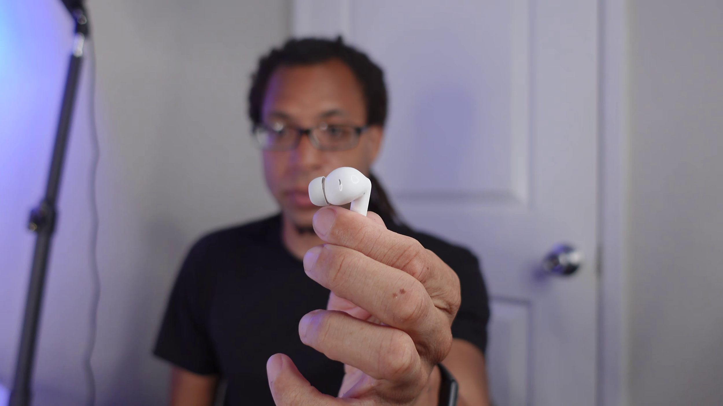 image holding the bp1