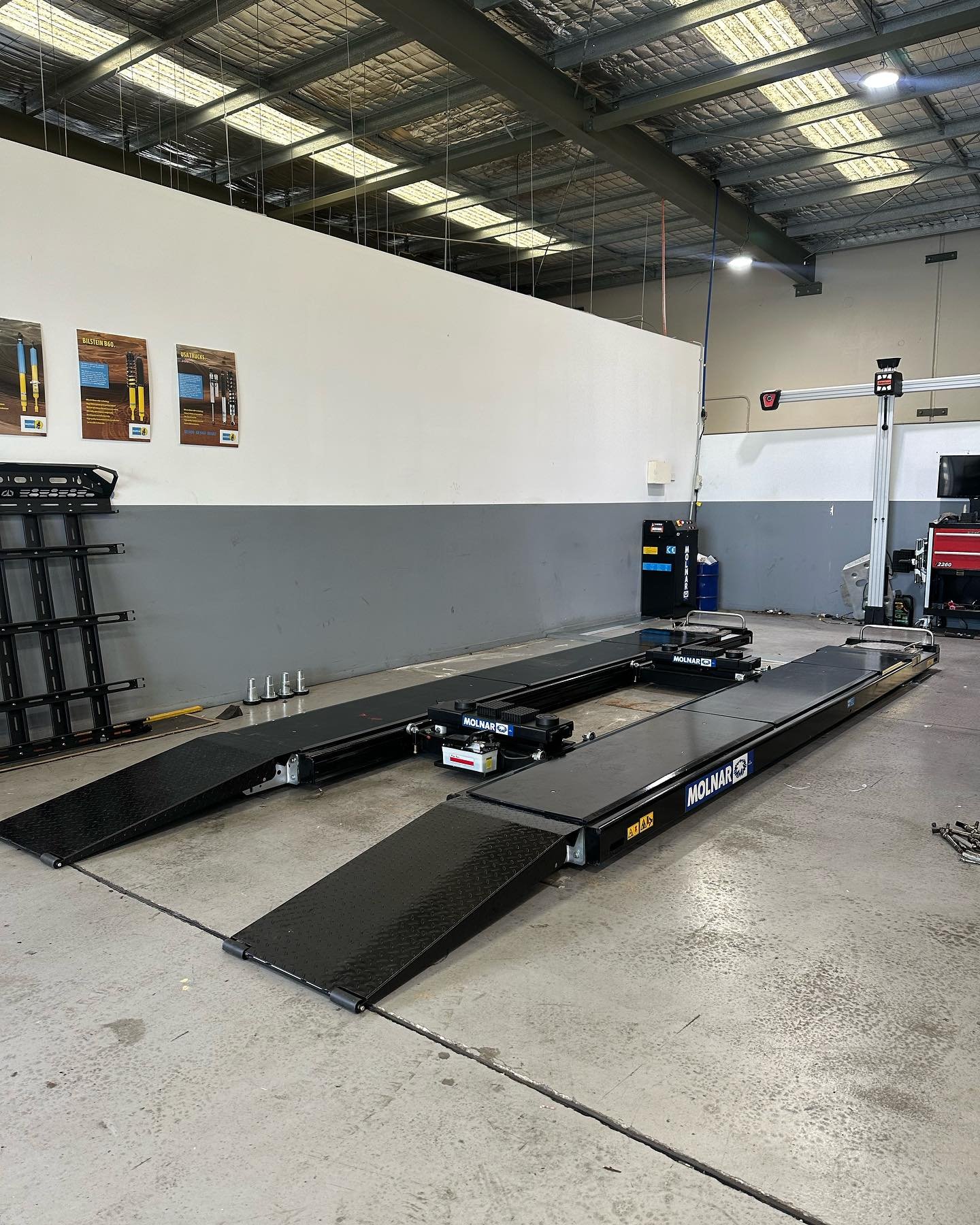 Another one of these sleek blacked-out Molnar CM5500 alignment scissors installed at @dieselperformancetune in the Gold Coast.