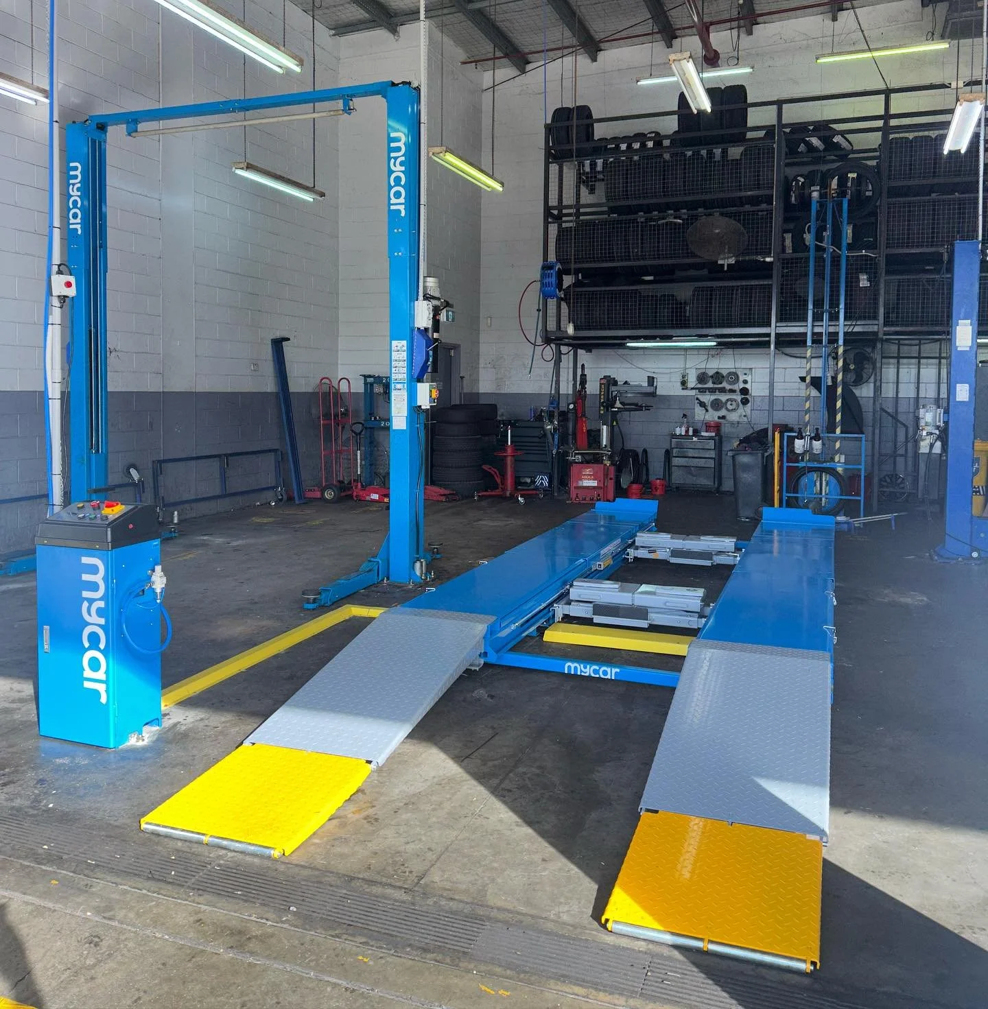 More upgrades for another @mycartyreandauto workshop. A brand new Davies DA50S installed ready to elevate the workload in this busy store.