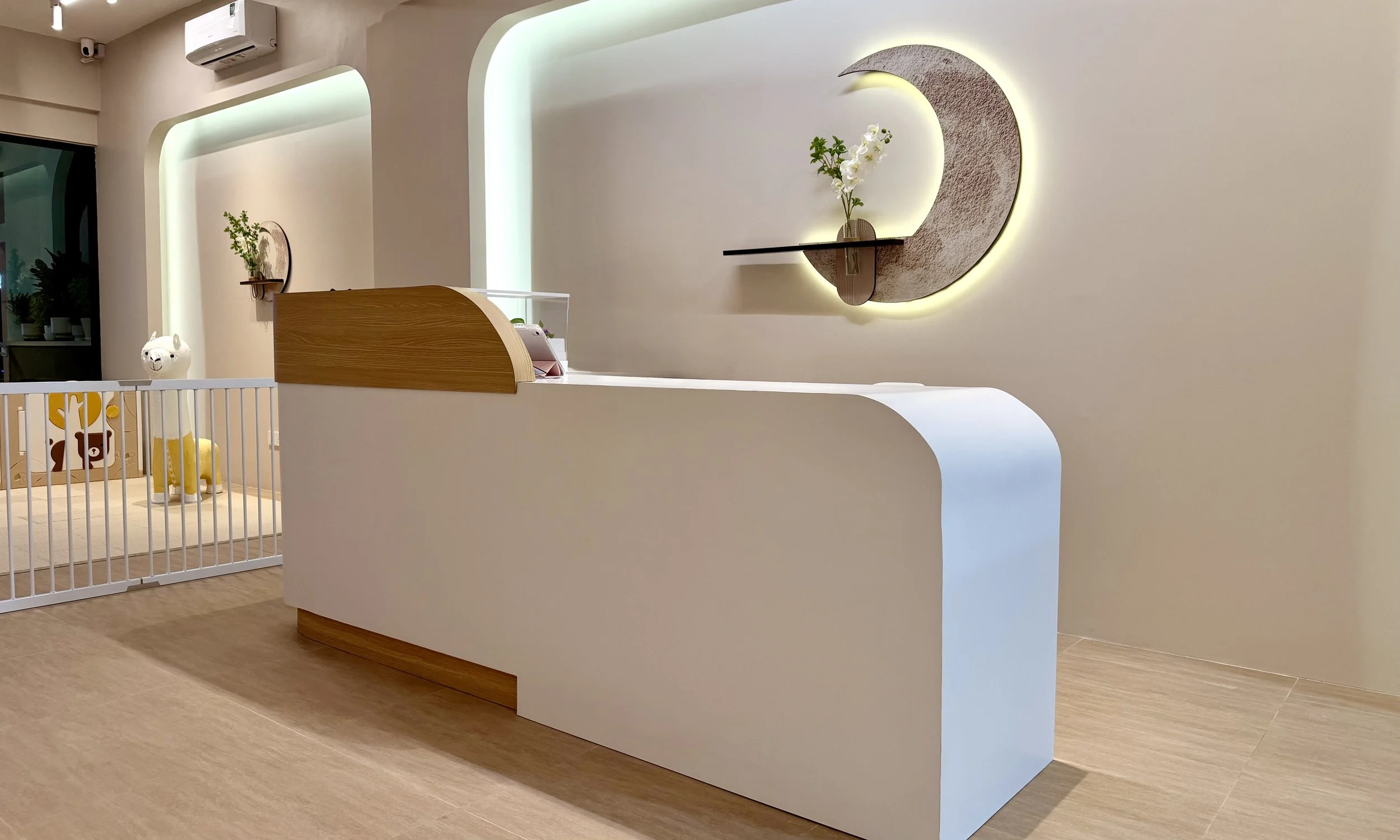 Reception area of Pet Atas holistic pet grooming salon in Kepong, Kuala Lumpur, featuring a calm, stress-free interior designed for dog emotional well-being and physical health.