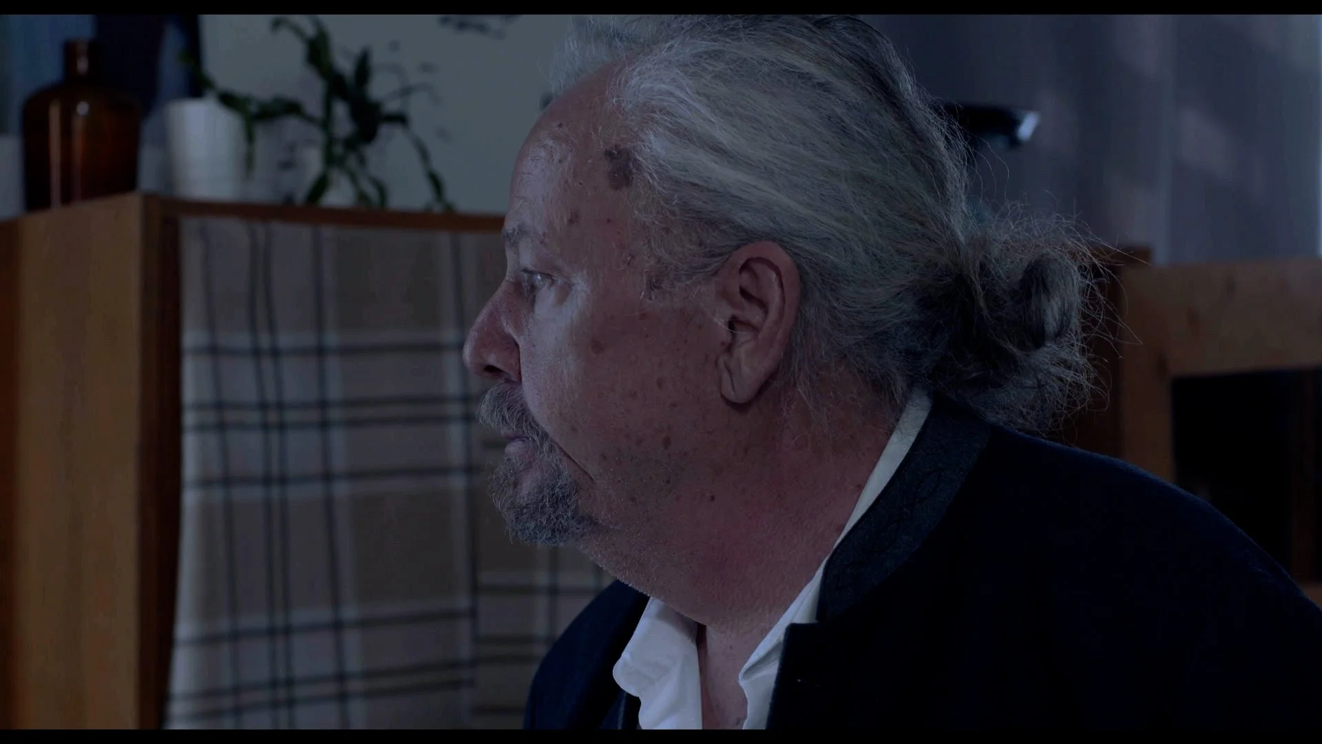 Broken Groove_still19.jpg