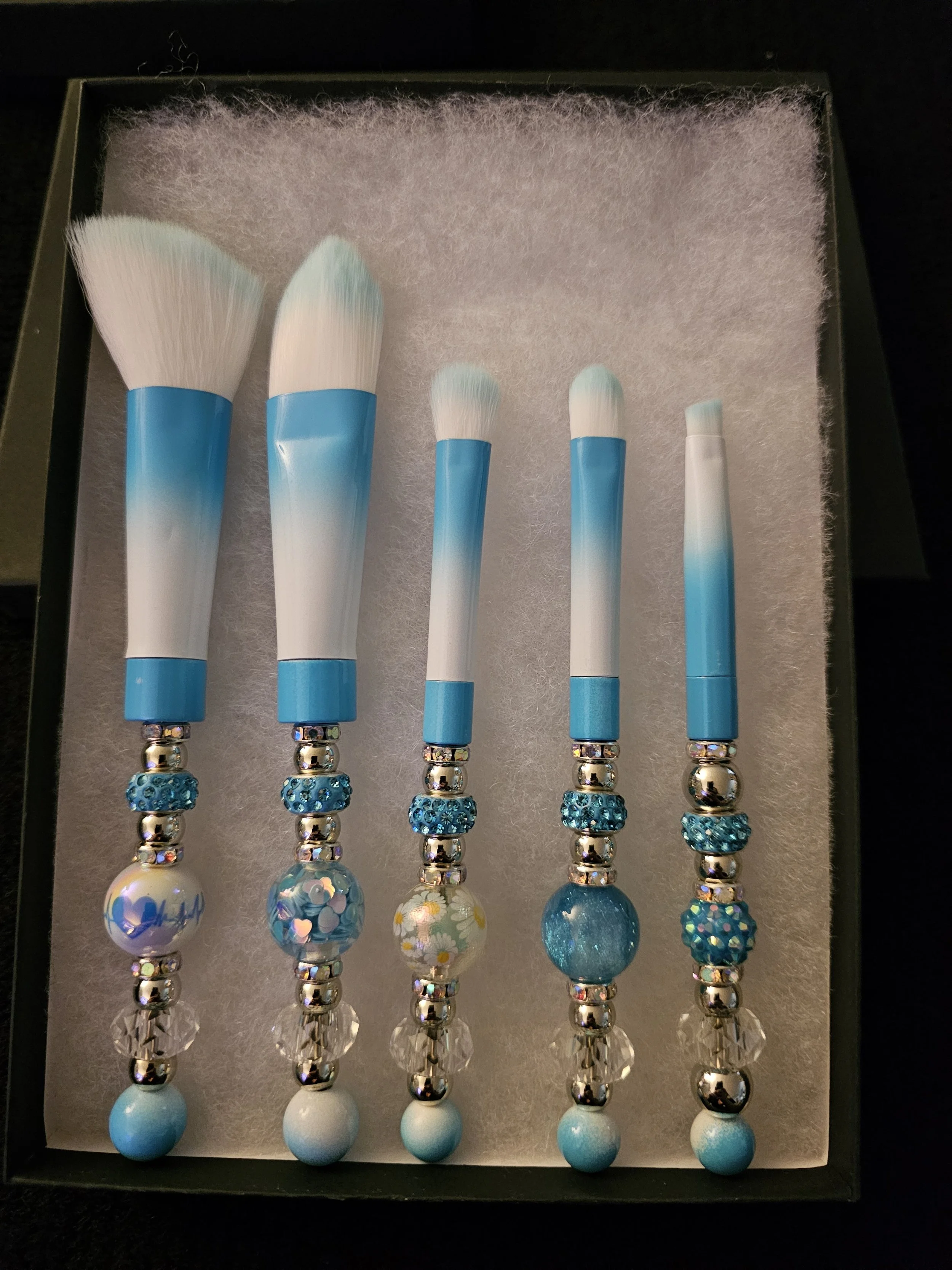 Light Blue and White Full Makeup Brush Set