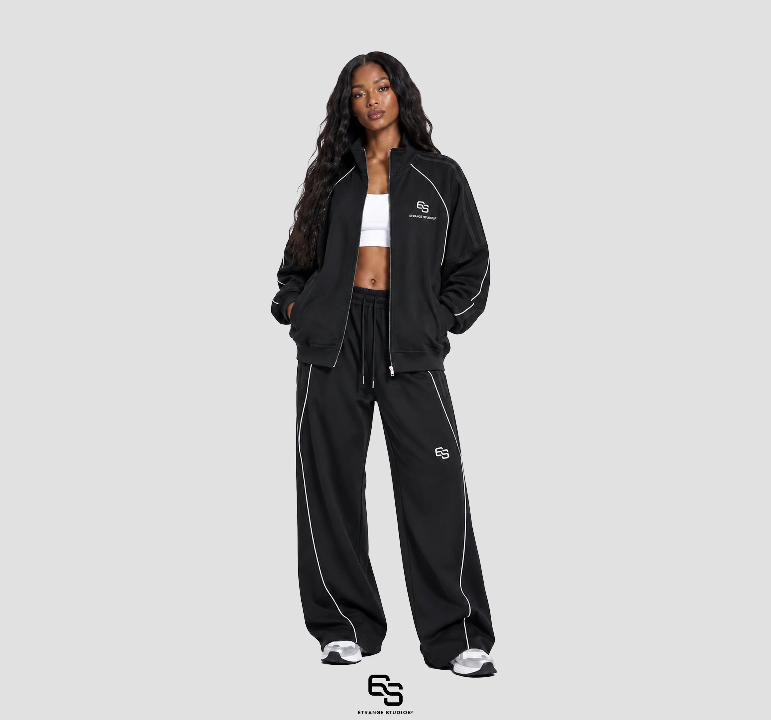 girltrksuitblk.jpg