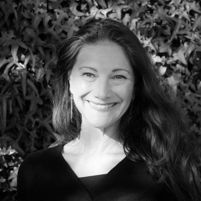 Black and white photo of Amy Shuster