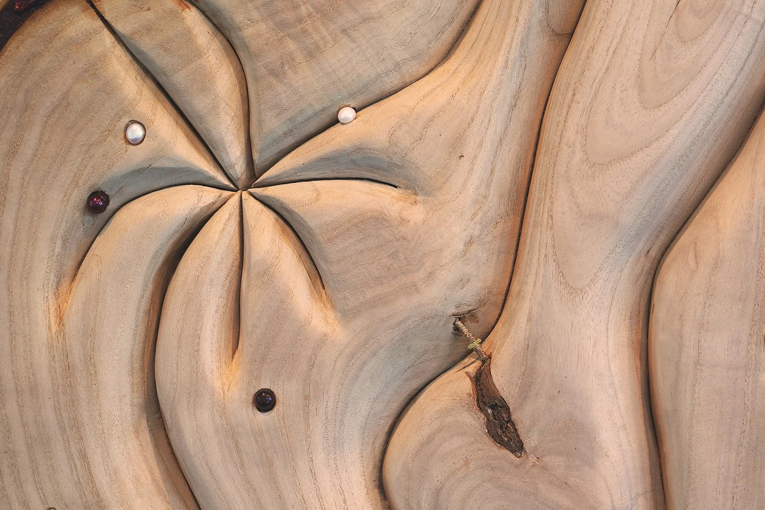 Glowing Grief_4283_Photo by Mark Woods.jpg