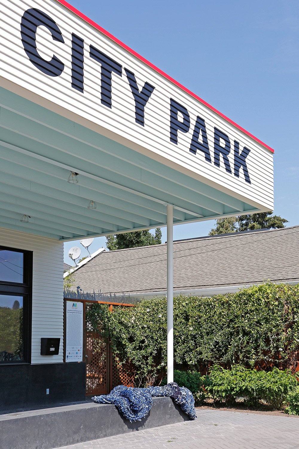 Jean Bodies_photo by Mark Woods_2994A.jpg