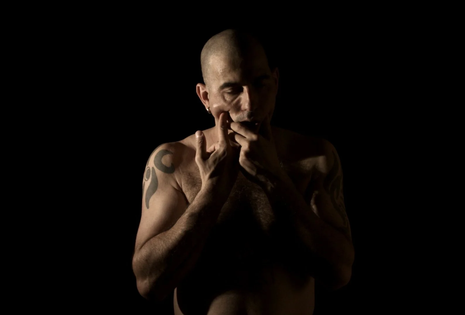 Umut Gundez_Courtesy of Artist_c0005.00-07-26-04.still006 (1).jpg