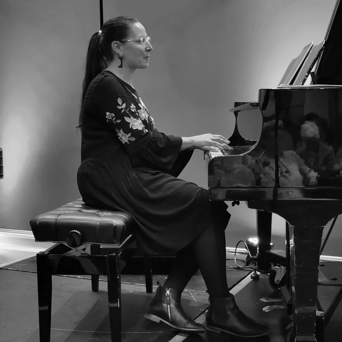 A great night of #LiveJazz in #Adelaide with Luke Thompson (@theideaofnorth) and his group One By One! Thanks to Warren Heading and Ben Fuller for filling in at short notice. Joined by Deana Djuric, @julianferraretto and John McDermott.