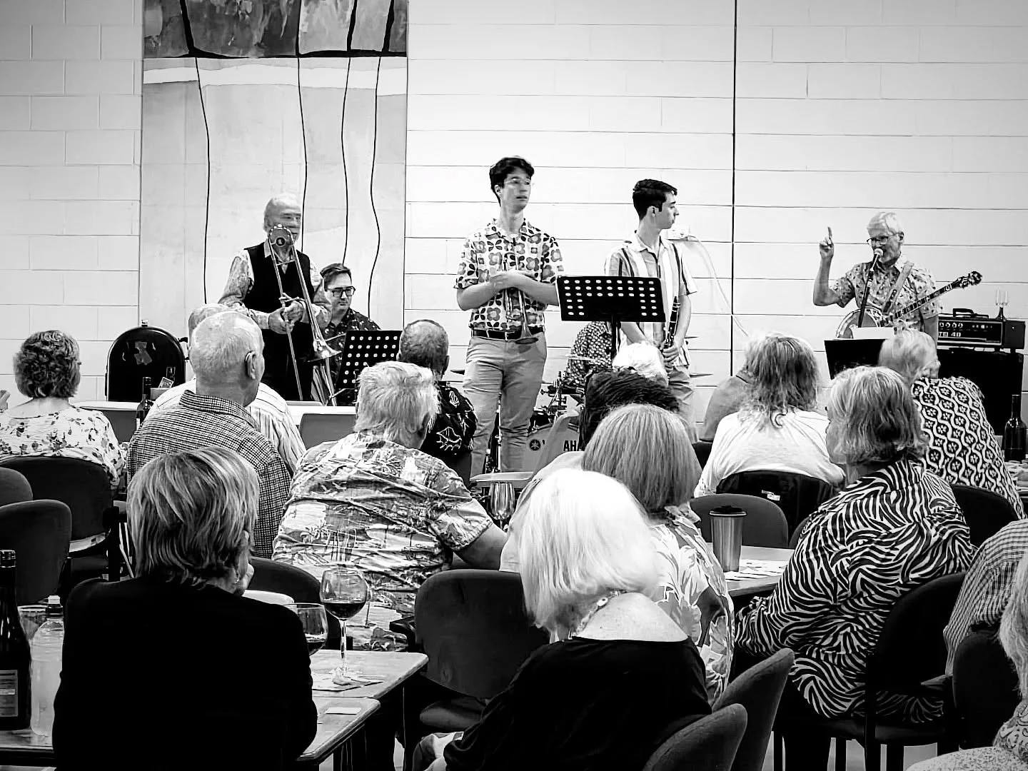 A great turnout for our Easter Monday Jazz Party in Blackwood, with a cross-generational band of musicians!