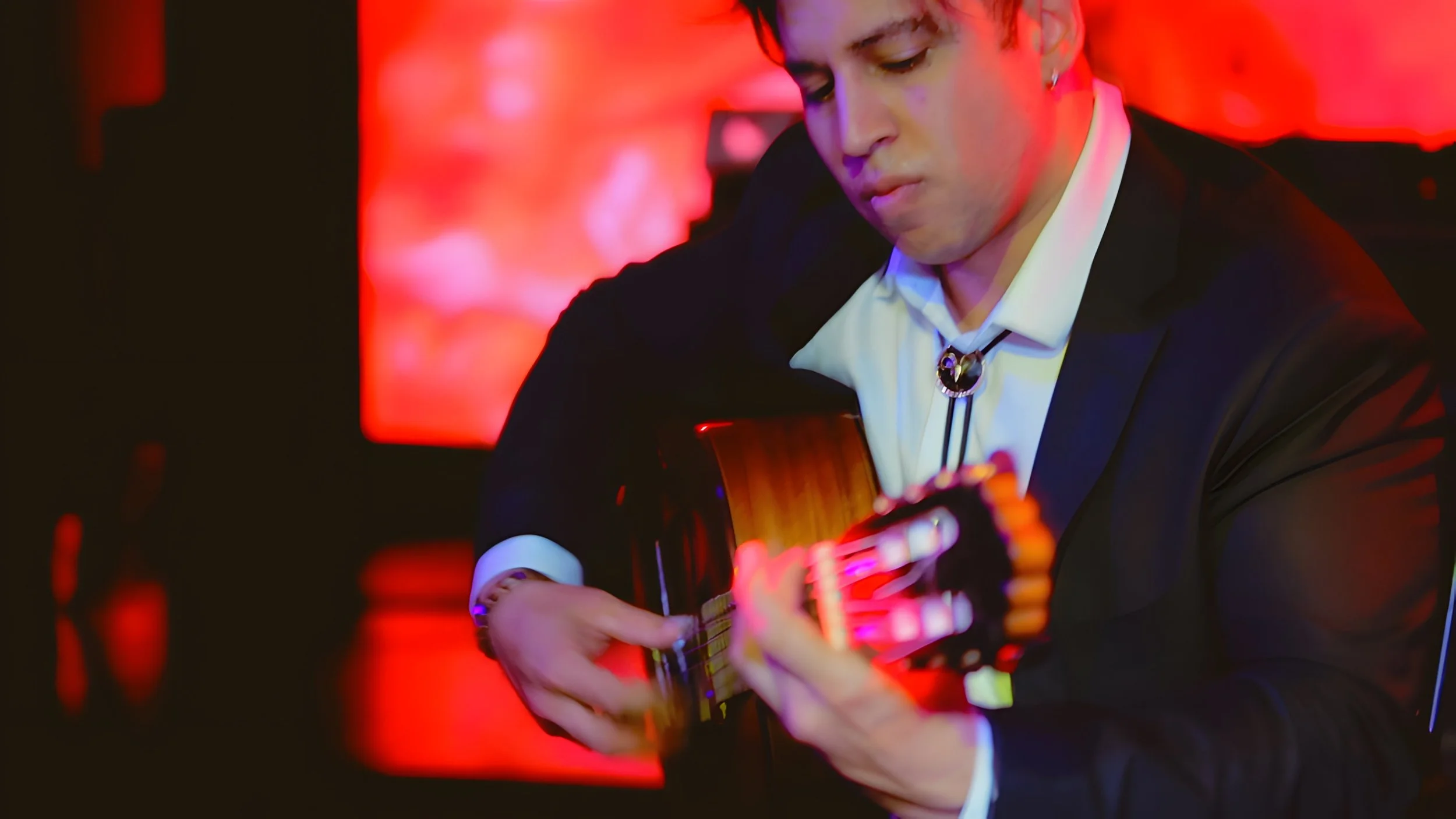 Nathan Sinclair live guitar performance