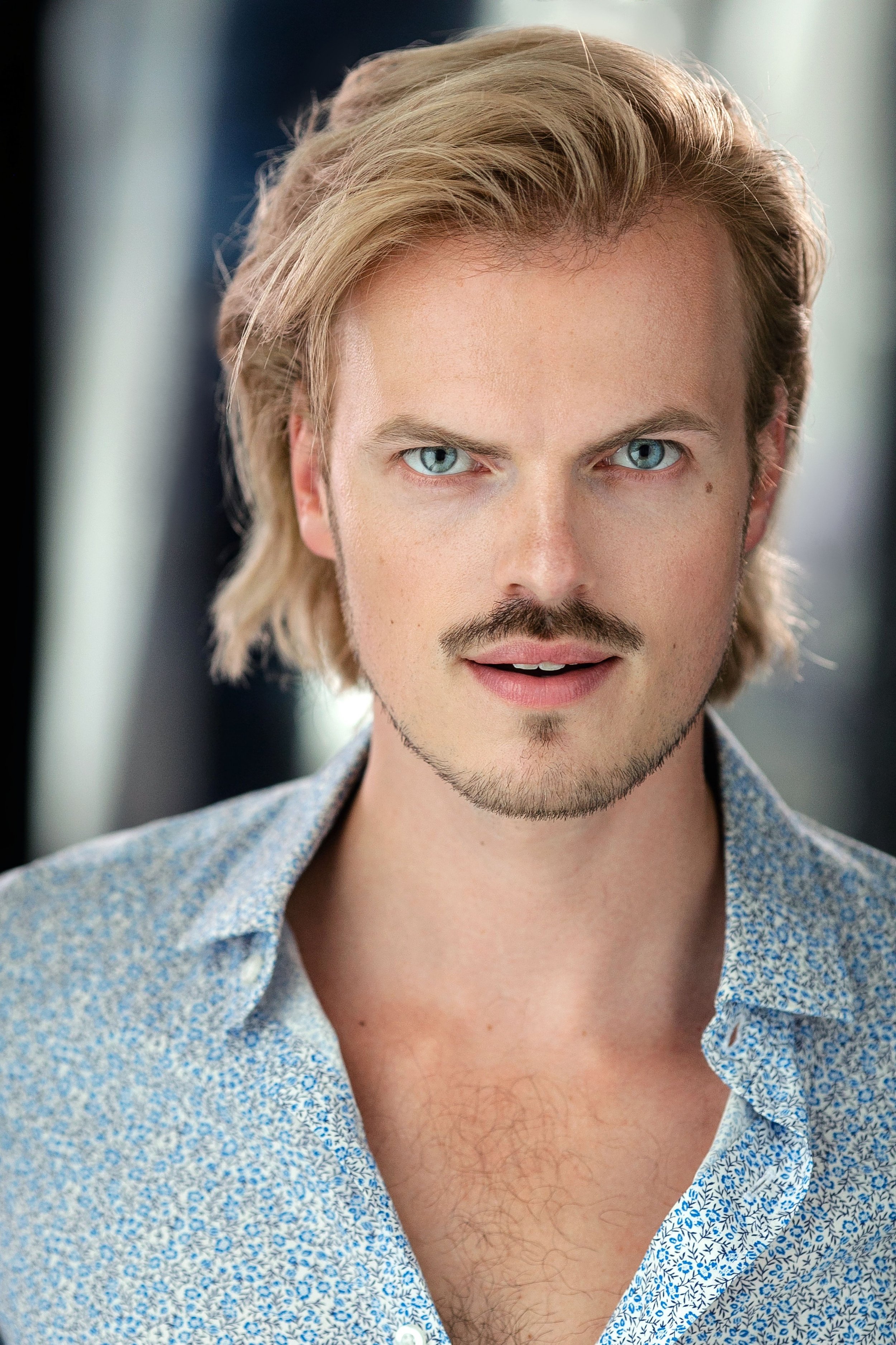 MAX ADAM HEADSHOT 2000x3000 9.jpg