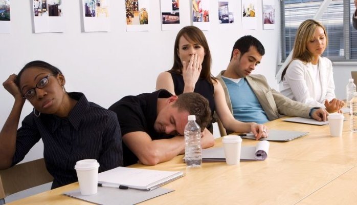 7 Phrases That Kill All Brainstorming Sessions