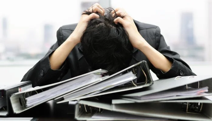 10 Surefire Ways Managers Sink Their Employees Productivity