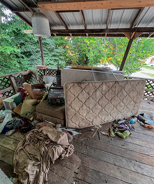 Omaha-Junksters-Junk-Removal-22.webp