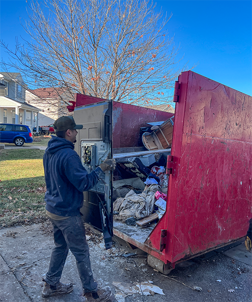 Omaha-Junksters-Junk-Removal-26.webp