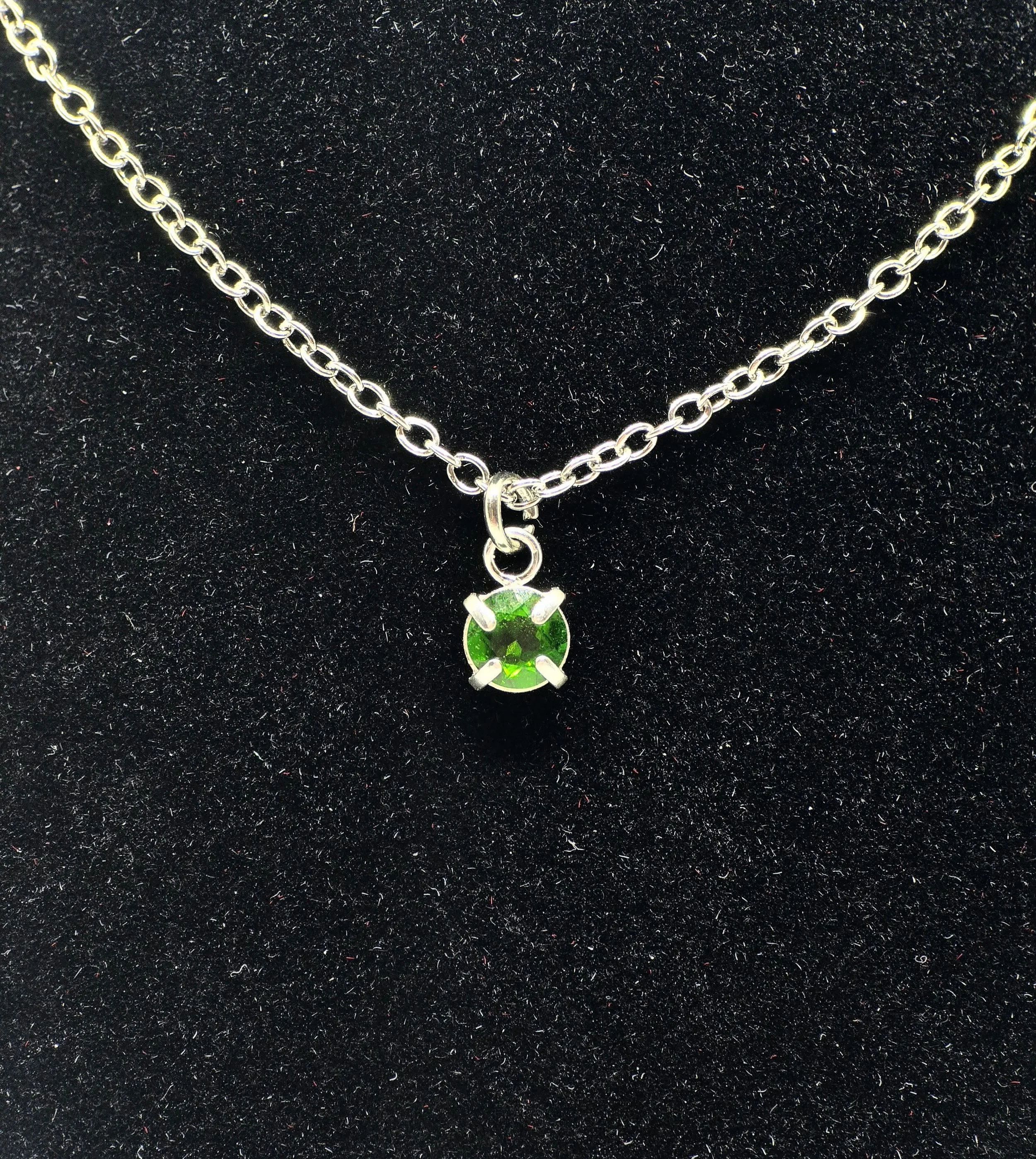 Nanosital Dark Tsavorite Colour #B1713 Gemstone  02.jpg