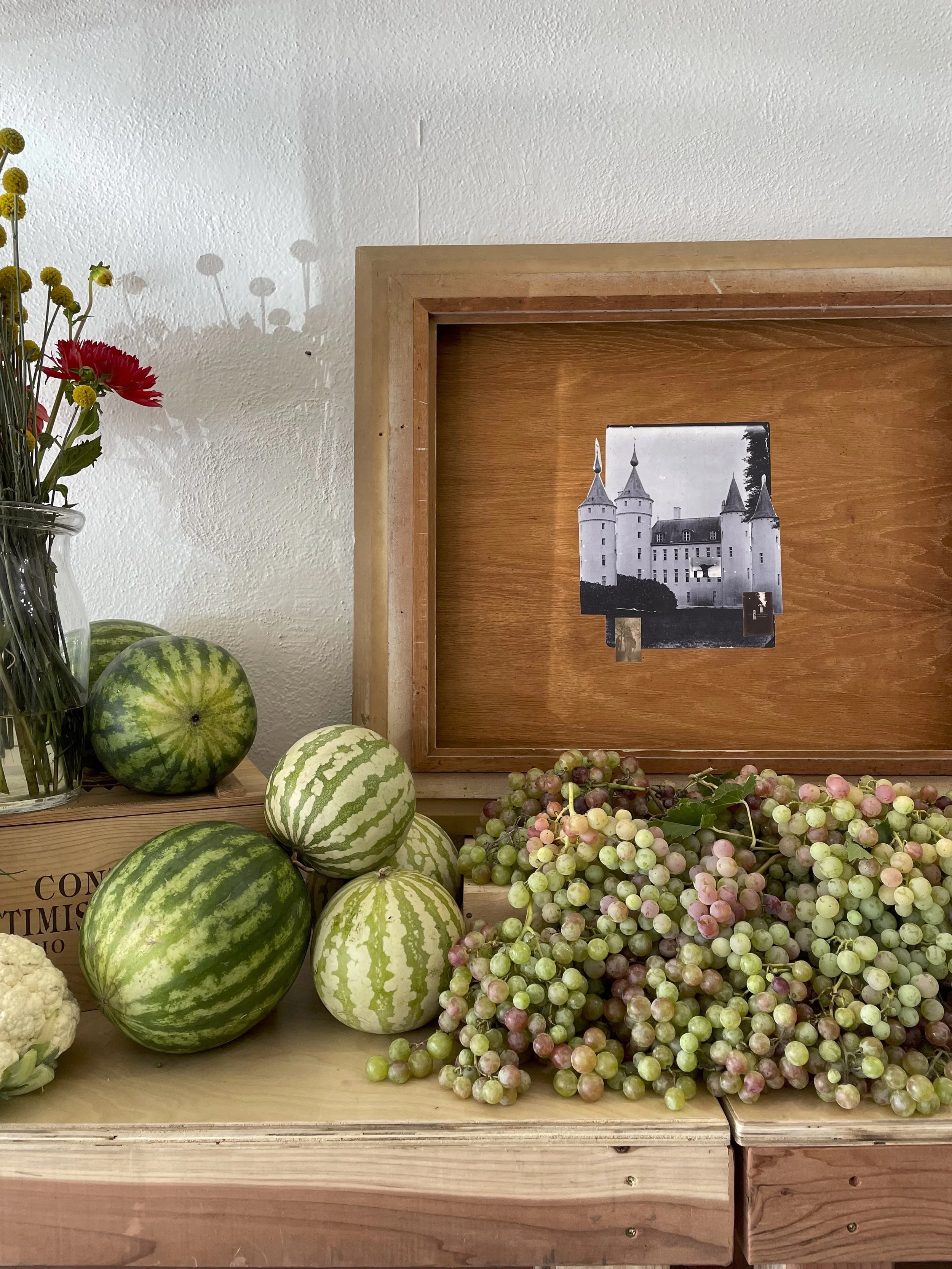 Food styling and visual installations, translating ingredients into editorial compositions, designed for hospitality, brand, and digital storytelling. 