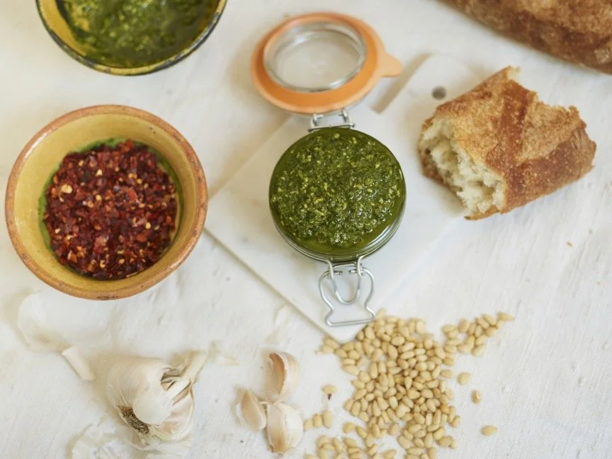 Food styling and visual installations, translating ingredients into editorial compositions, designed for hospitality, brand, and digital storytelling. 