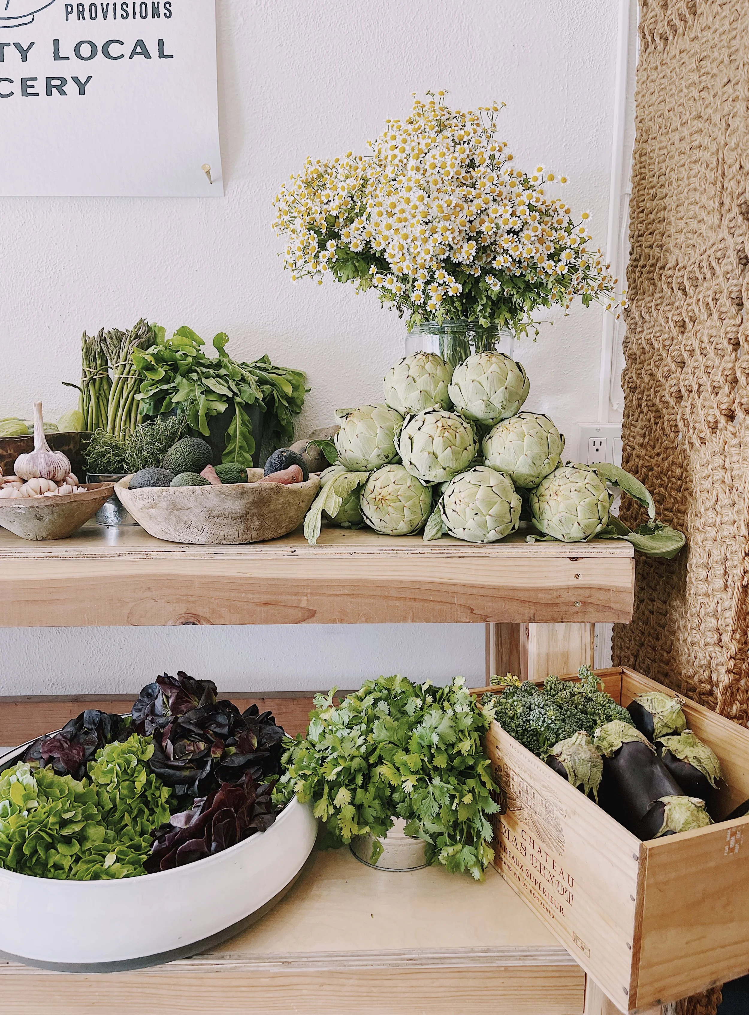 I design retail environments and product sets that transform every day products into elevated, editorial, and commercially successful brand experiences. 