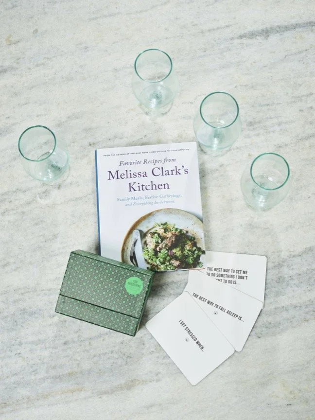 Product styling & Flat Lay composing, elevating consumer goods, through modern, editorial visuals designed for brand's e-commerce and digital use. 