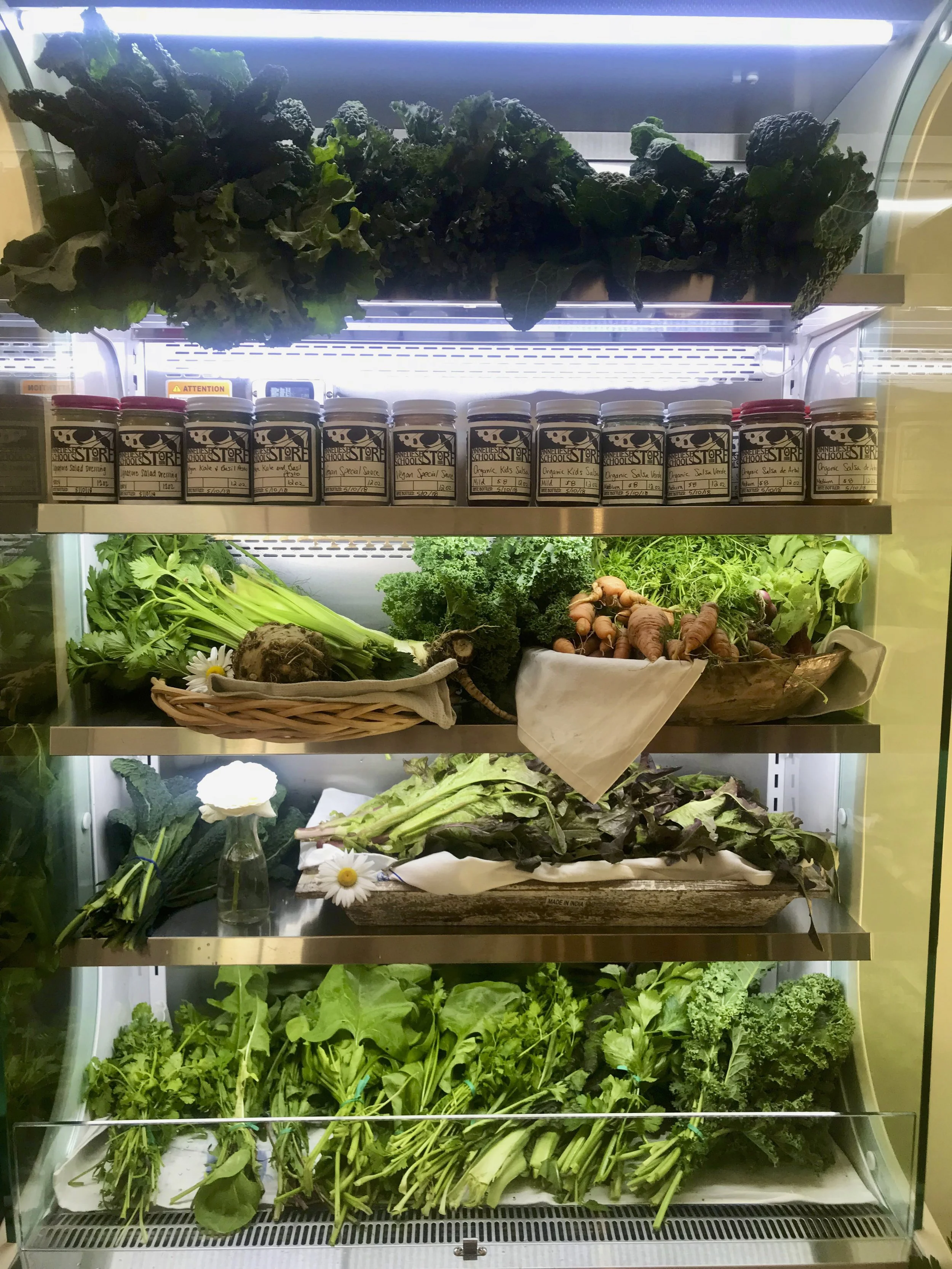 I design retail environments and product sets that transform every day products into elevated, editorial, and commercially successful brand experiences. 