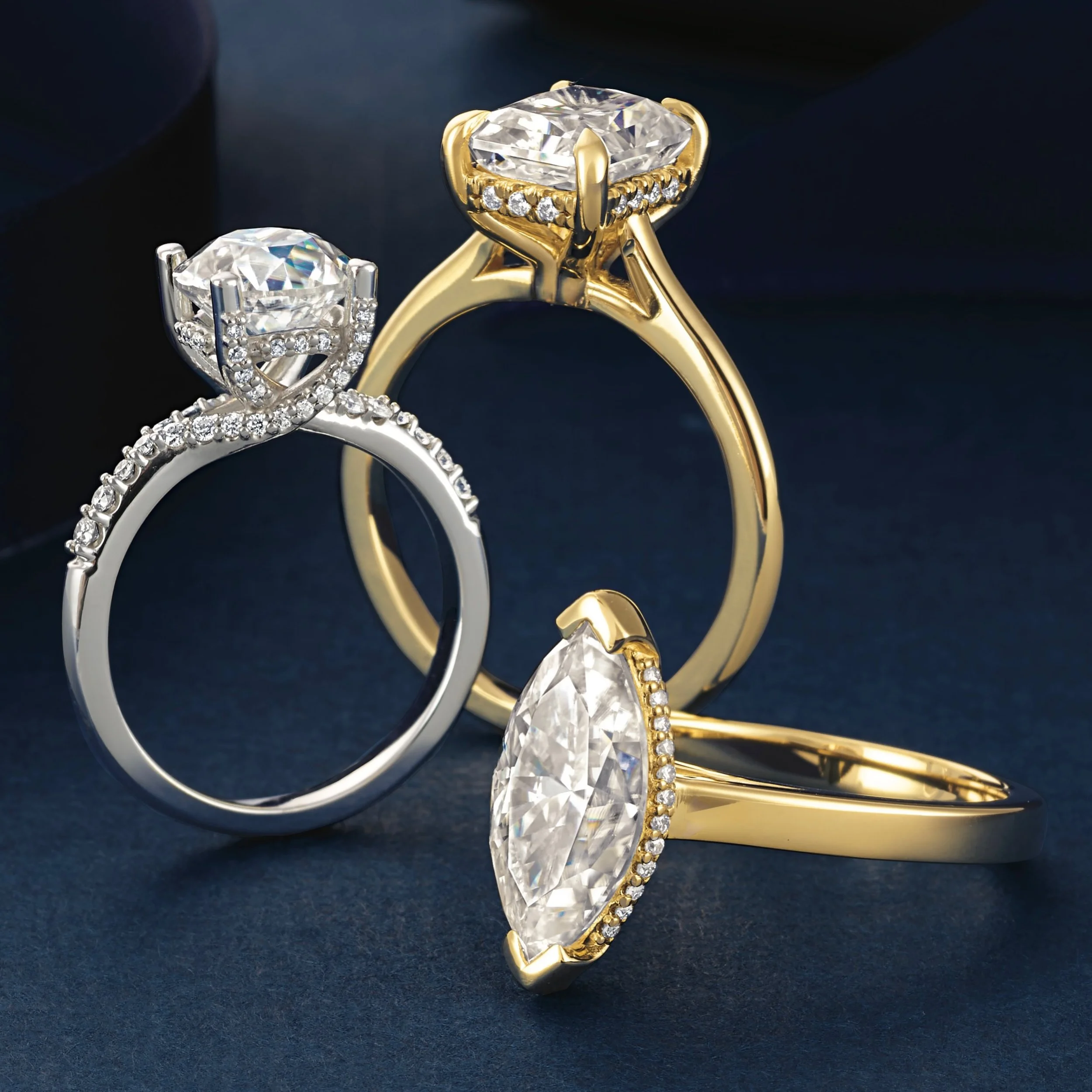 So many holiday proposals are coming up! Only a few weeks left to place your order if you&rsquo;re planning to get her the most memorable Christmas gift ✨🎄💍

#christmasproposal #engagementring #naturaldiamonds #labgrowndiamonds #vancouver