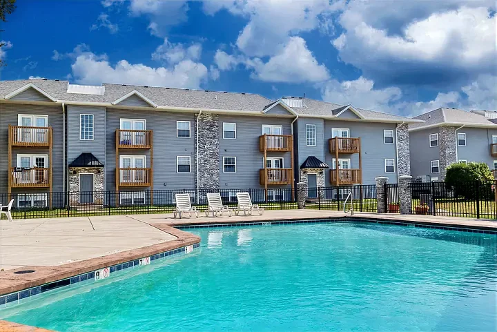 Concord Manor Apartments