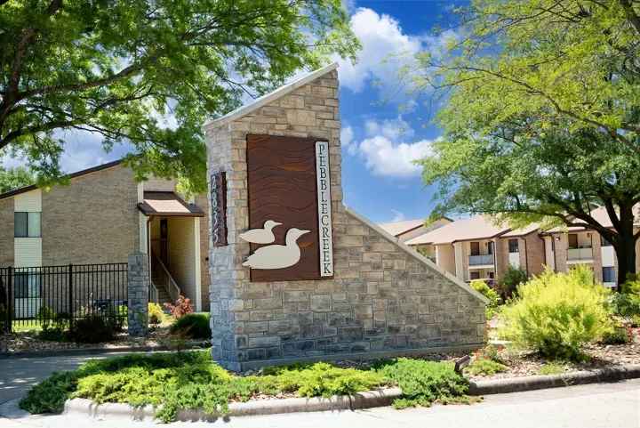 Pebblecreek Apartments