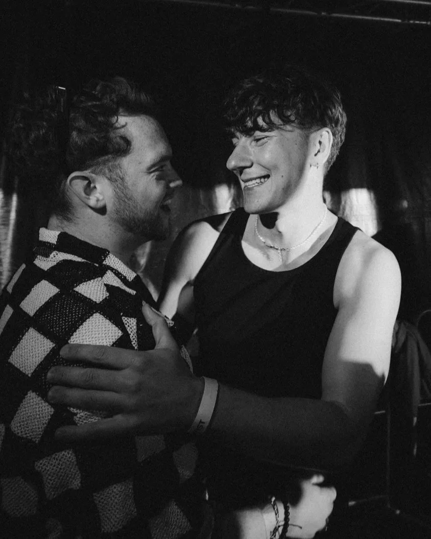 Foto von Moritz Kirste von Bunt und YouNotUs während einer DJ Live Show