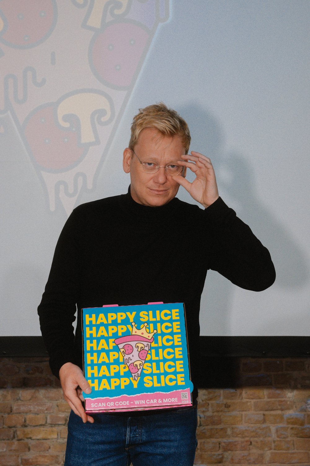 Professionelle Videoproduktion für eine Markenwerbung in Berlin mit cinematic Look und klarer Bildsprache.