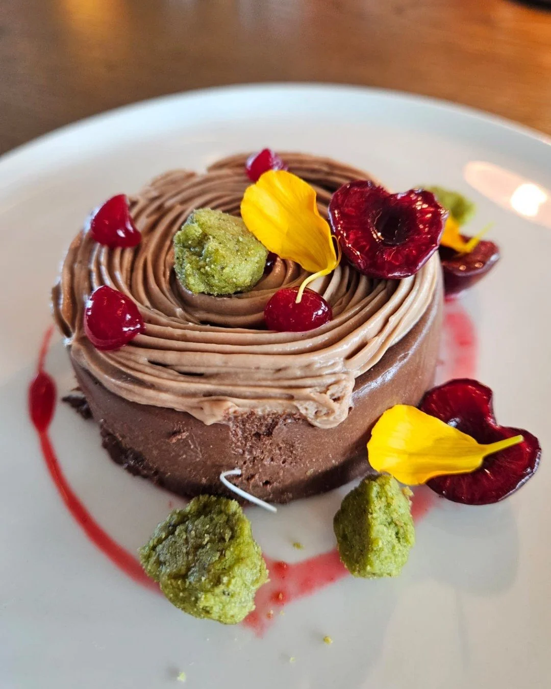 I use to have a very large sweet tooth, not so much these days, BUT when dessert shows up looking this decadent&hellip; I enjoy every spoonful? 😌

There&rsquo;s something deeply nourishing about letting yourself enjoy some treats and a little indulg