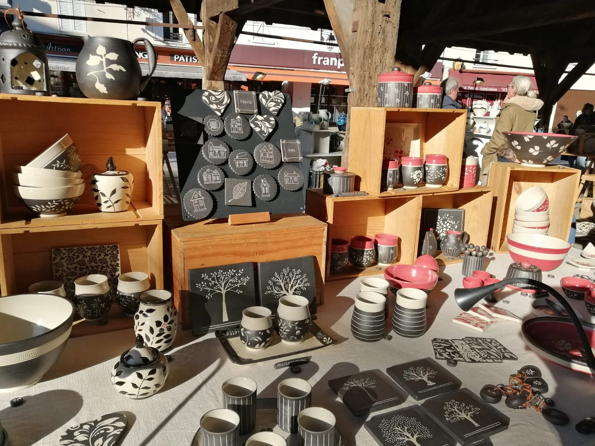 WhatsApp Image 2025-05-01 à 00.14.40_050532b3.jpg